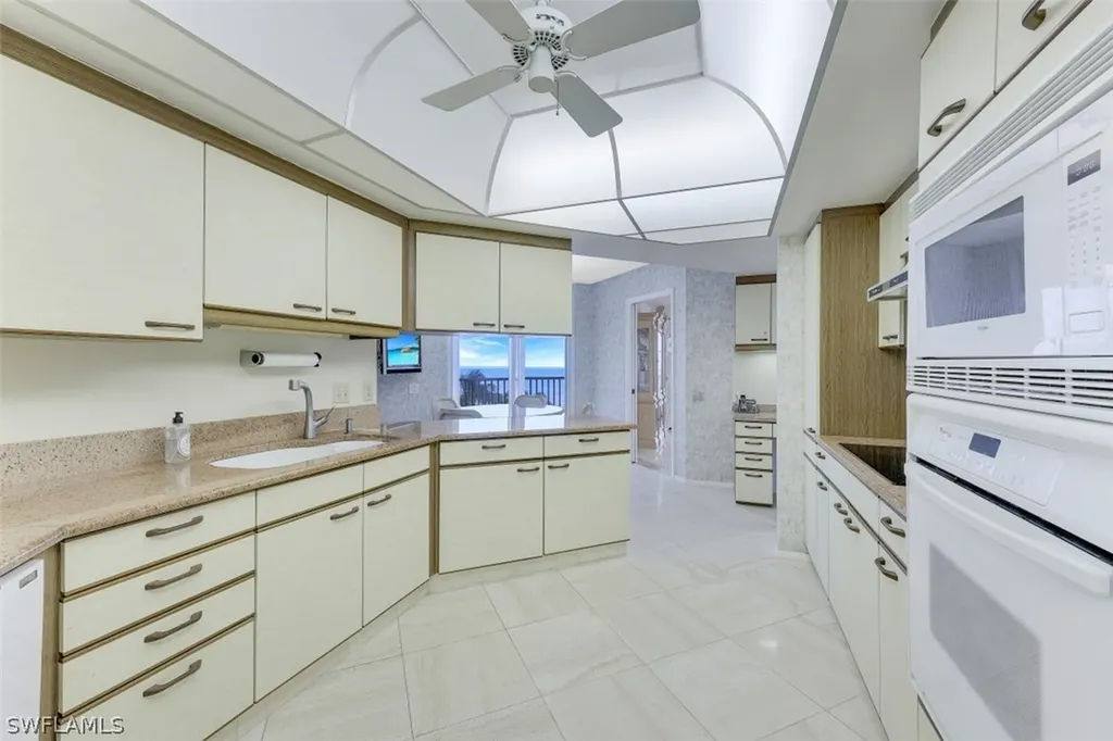 4401 Gulf Shore Boulevard N Naples FL 34103
