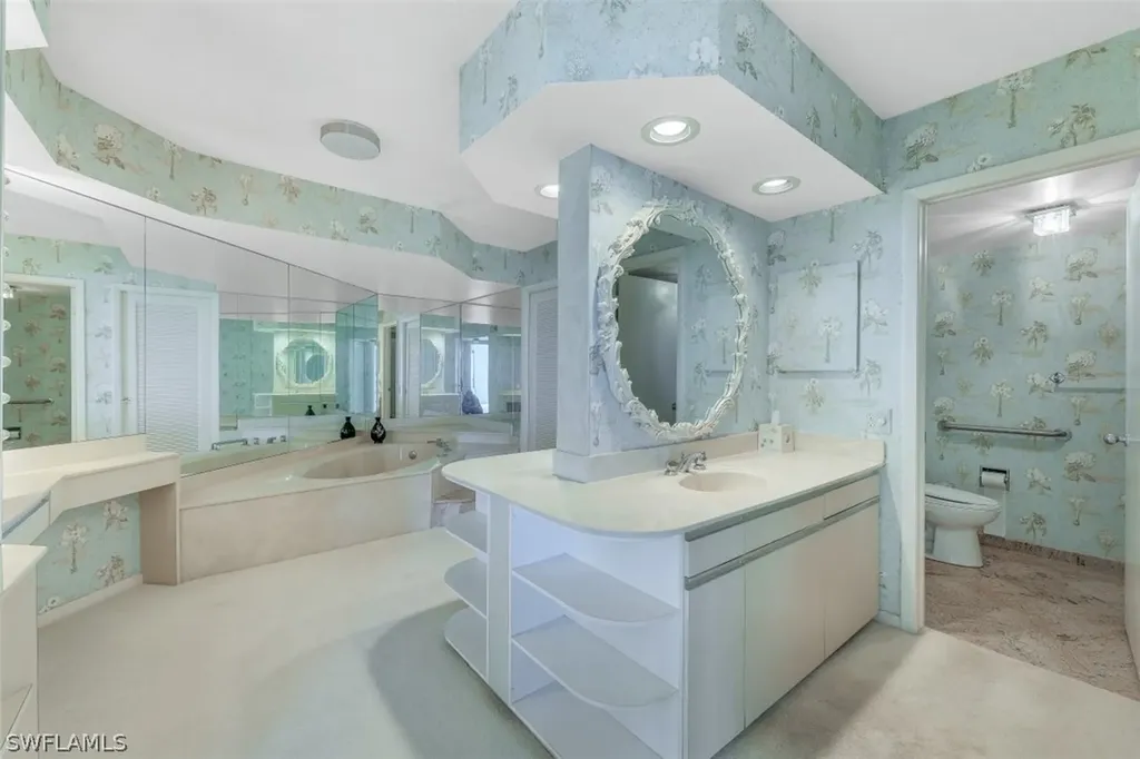 4401 Gulf Shore Boulevard N Naples FL 34103