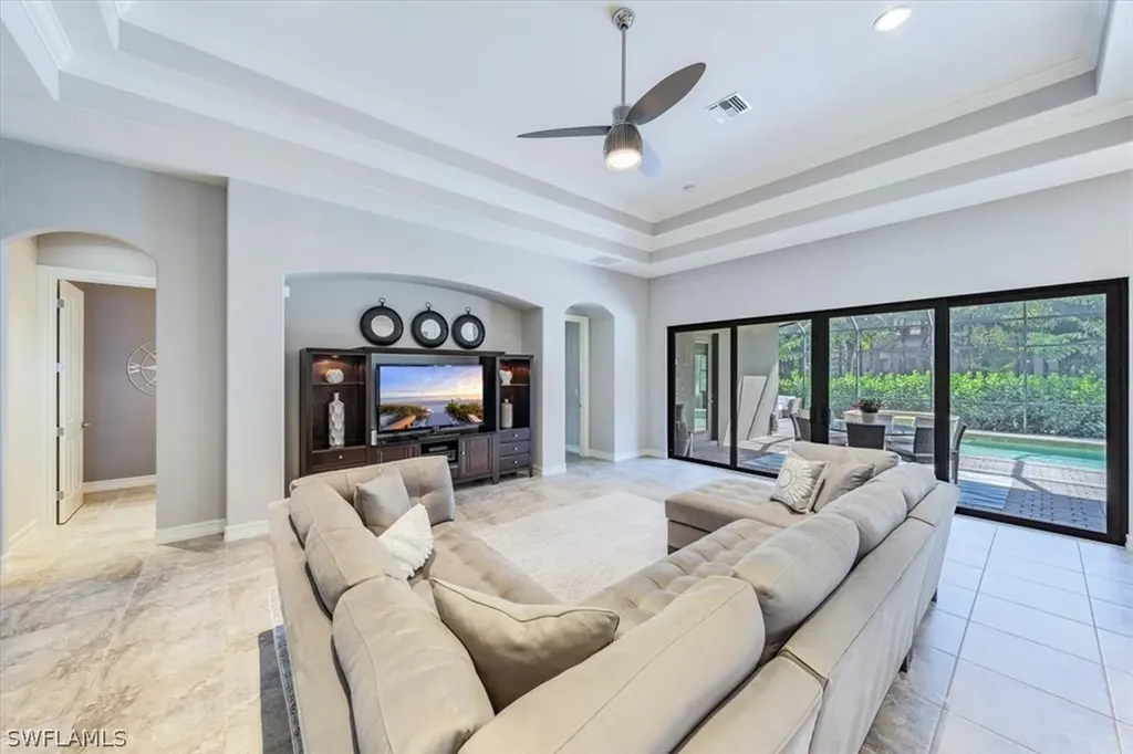 15826 Secoya Reserve Circle Naples FL 34110