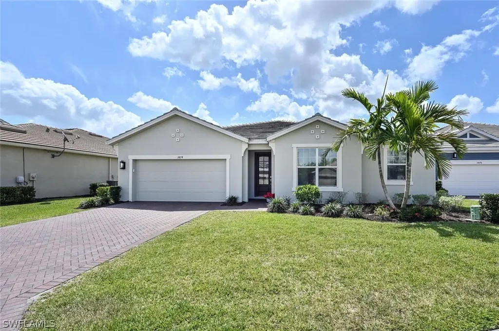 3874 Helmsman Drive Naples FL 34120