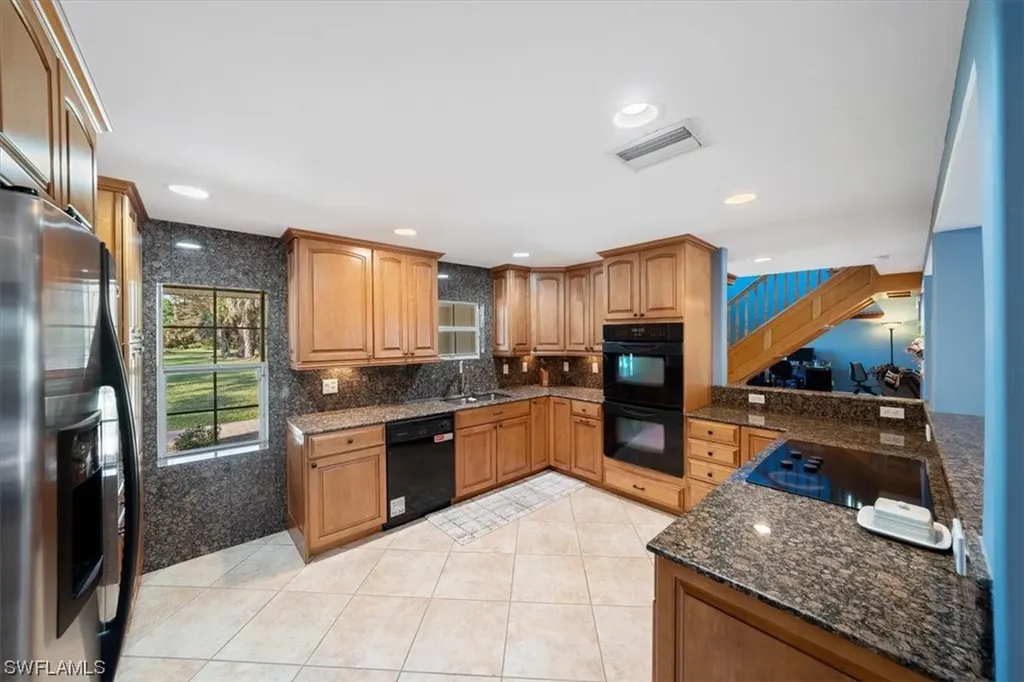 5160 Teak Wood Drive Naples FL 34119