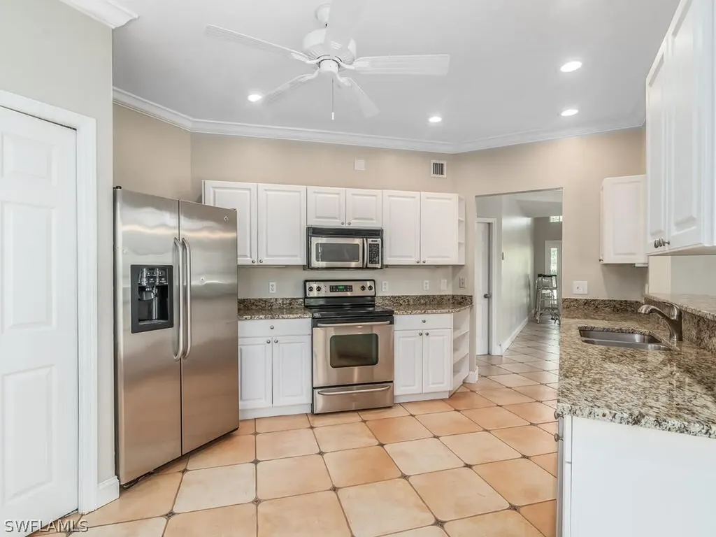 3690 Weymouth Circle Naples FL 34112
