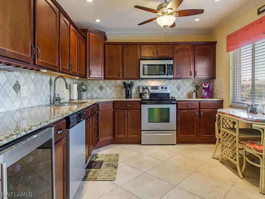 111 Penny Lane Naples FL 34112