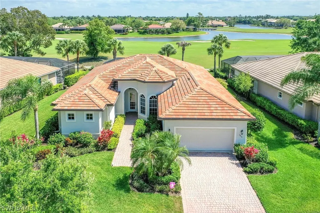 9016 Maverick Court Naples FL 34113