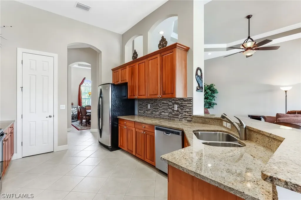 9016 Maverick Court Naples FL 34113