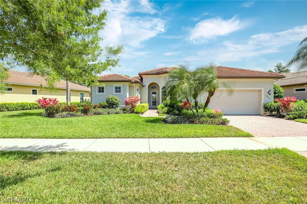 9016 Maverick Court Naples FL 34113