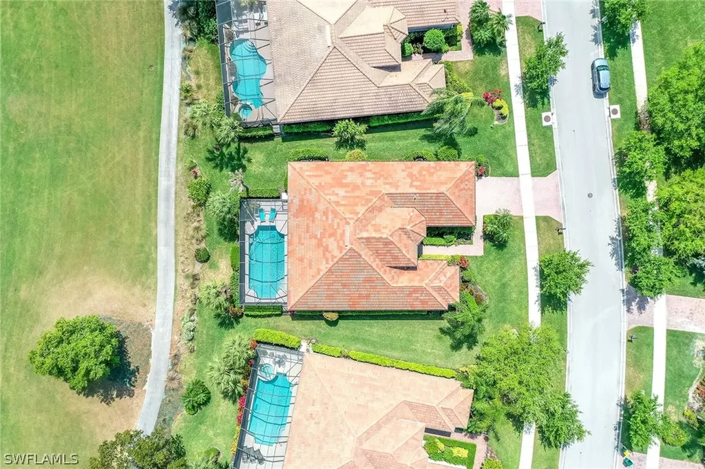 9016 Maverick Court Naples FL 34113