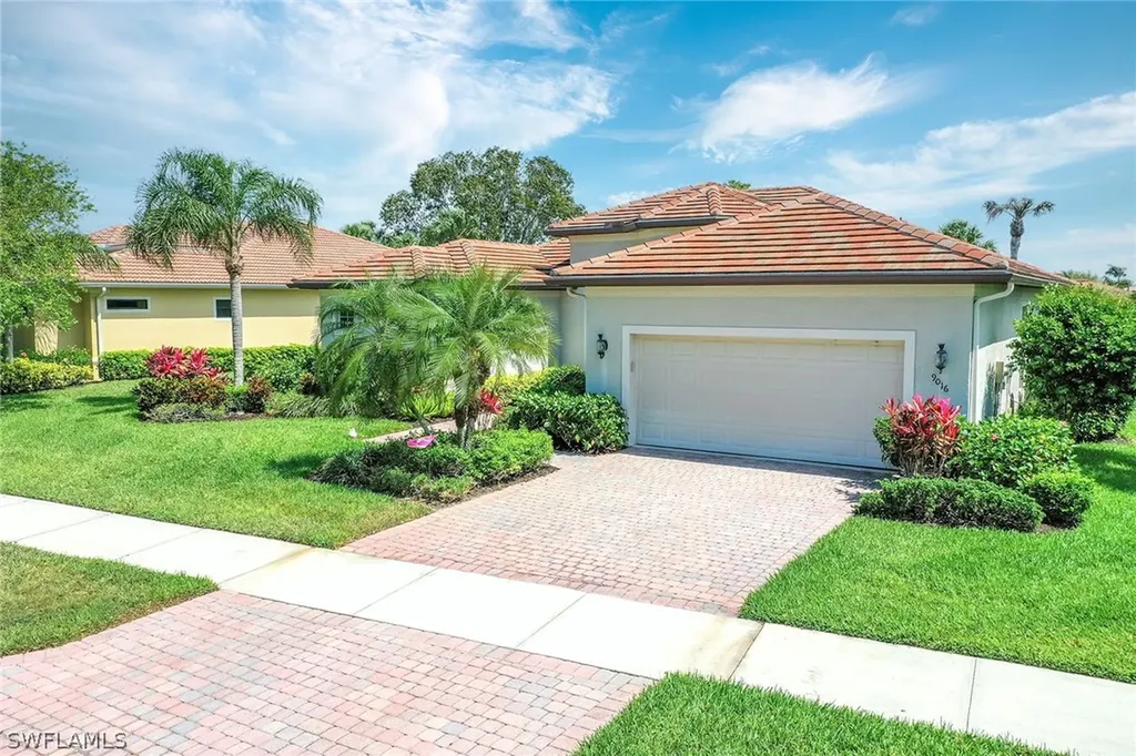 9016 Maverick Court Naples FL 34113
