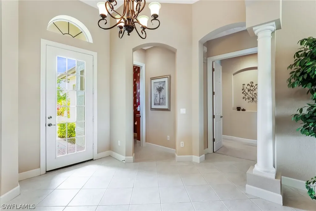 9016 Maverick Court Naples FL 34113