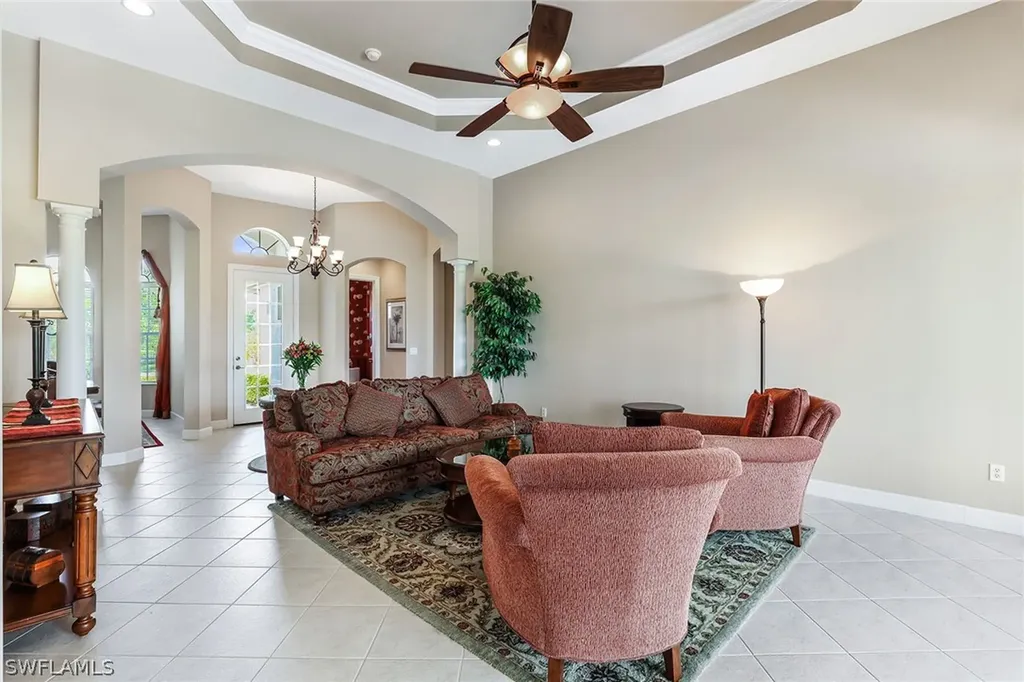 9016 Maverick Court Naples FL 34113
