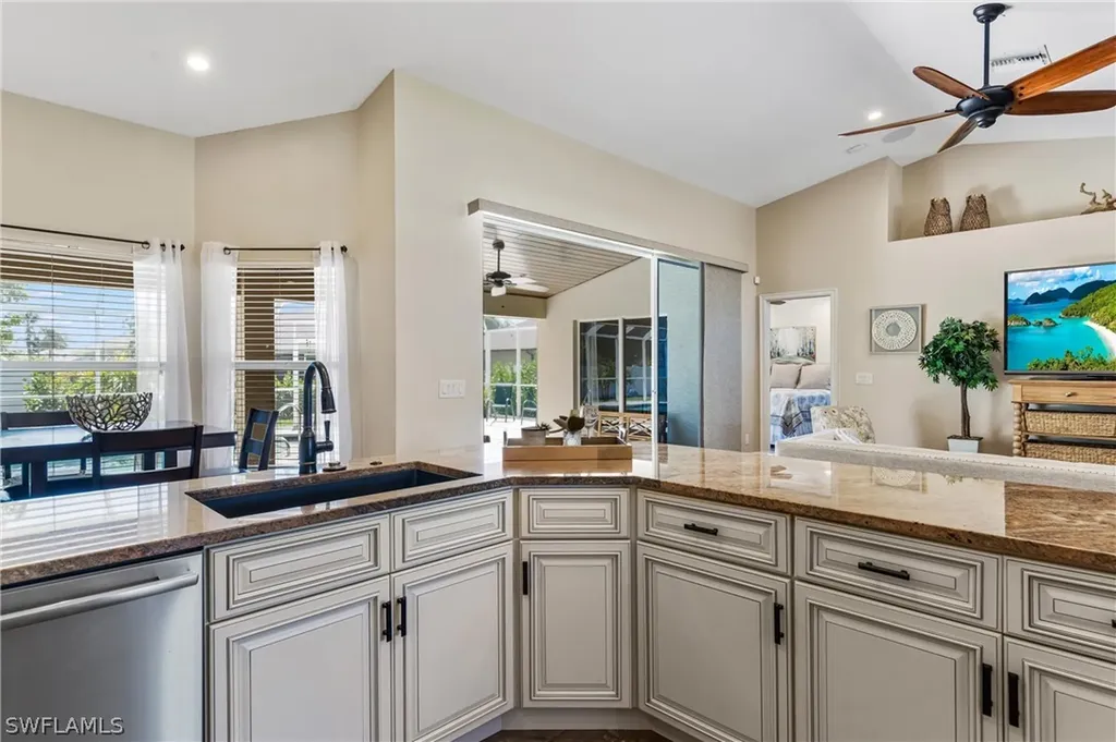 1628 SW 44th Terrace Cape Coral FL 33914