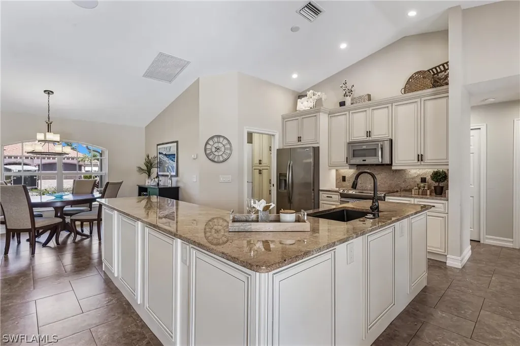 1628 SW 44th Terrace Cape Coral FL 33914