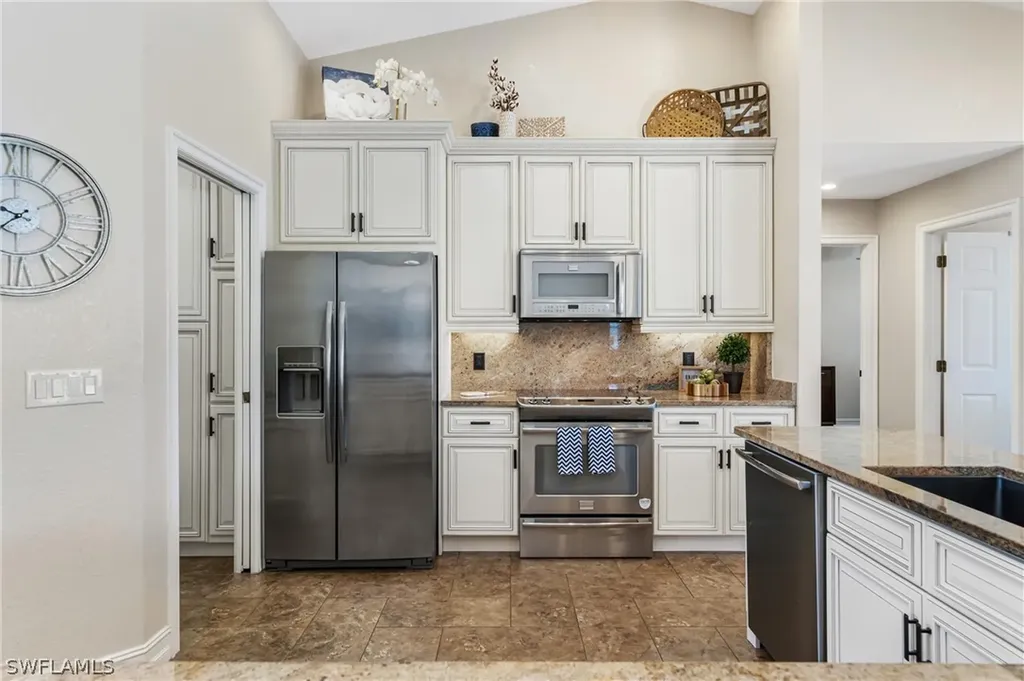 1628 SW 44th Terrace Cape Coral FL 33914