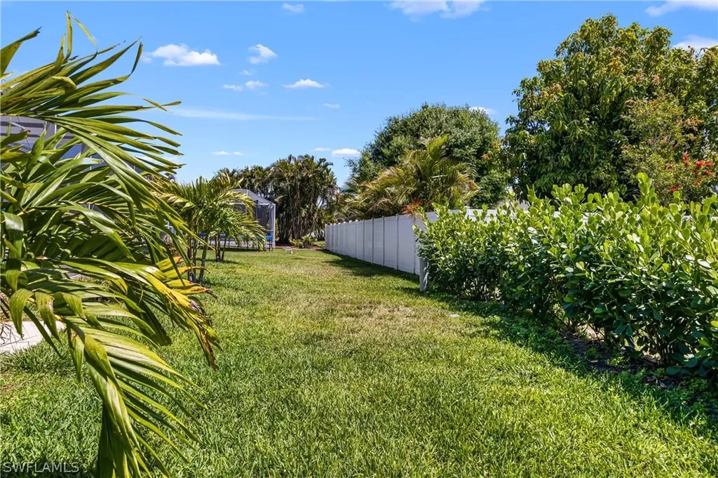 1628 SW 44th Terrace Cape Coral FL 33914