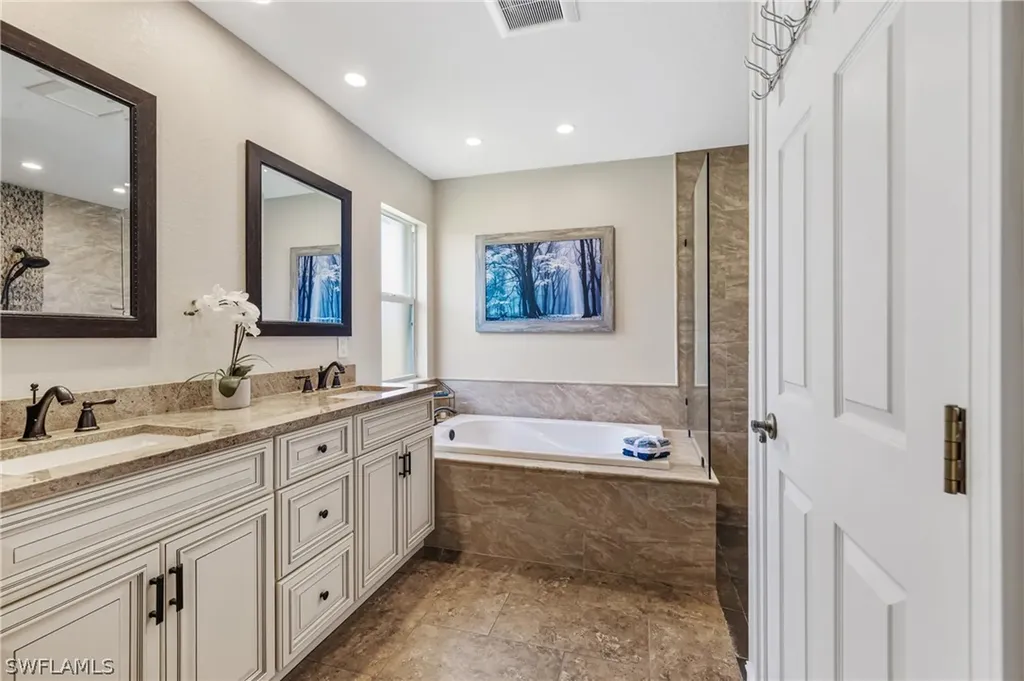 1628 SW 44th Terrace Cape Coral FL 33914