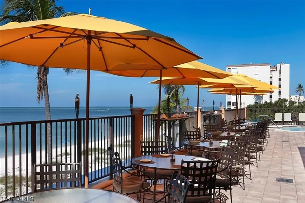 10846 Estate Cortile Court Naples FL 34110