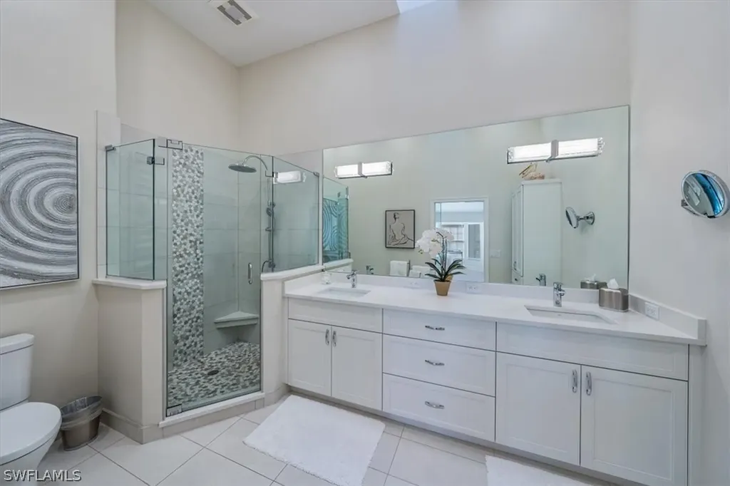 8169 Saratoga Drive Naples FL 34113