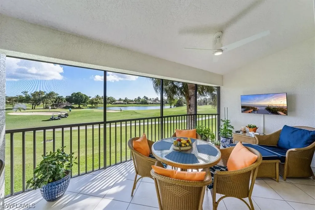 8169 Saratoga Drive Naples FL 34113