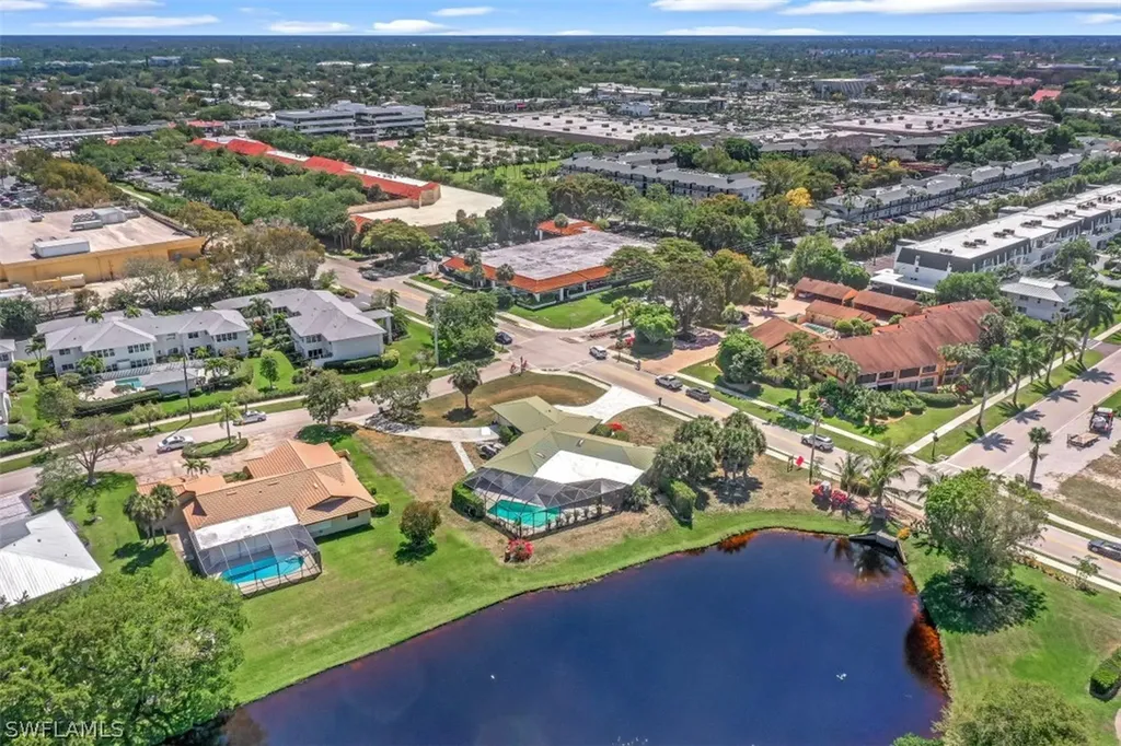 619 Neapolitan Way Naples FL 34103