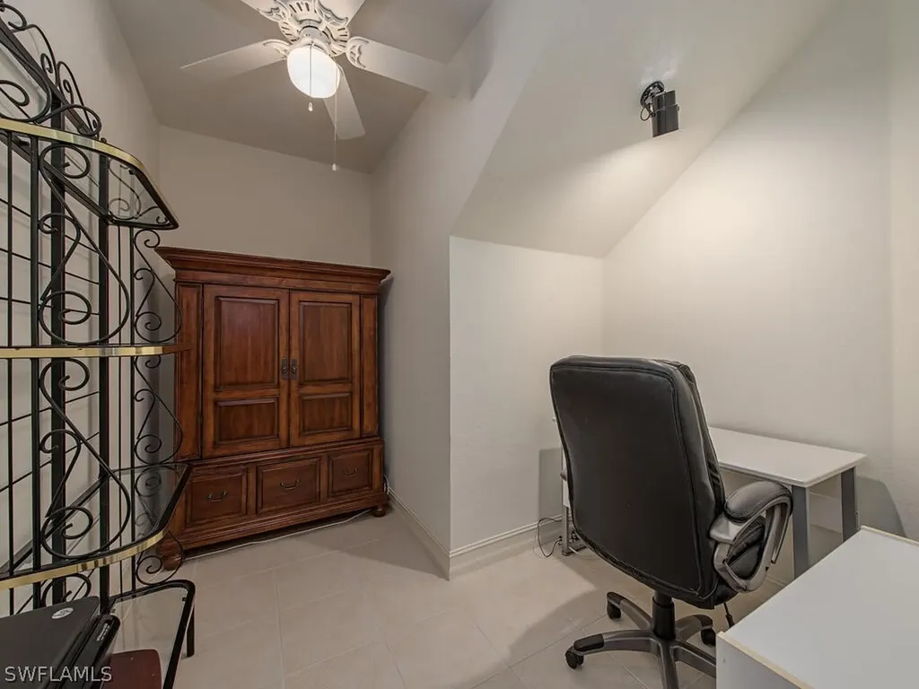 8657 Champions Point Naples FL 34113