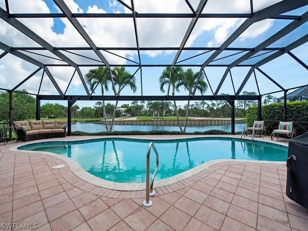 47 Grey Wing Point Naples FL 34113