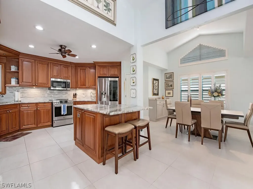 47 Grey Wing Point Naples FL 34113
