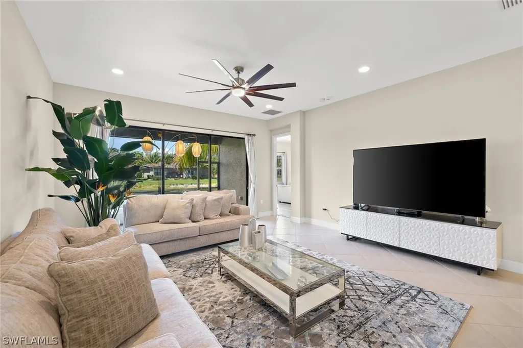 13398 Silktail Drive Naples FL 34109
