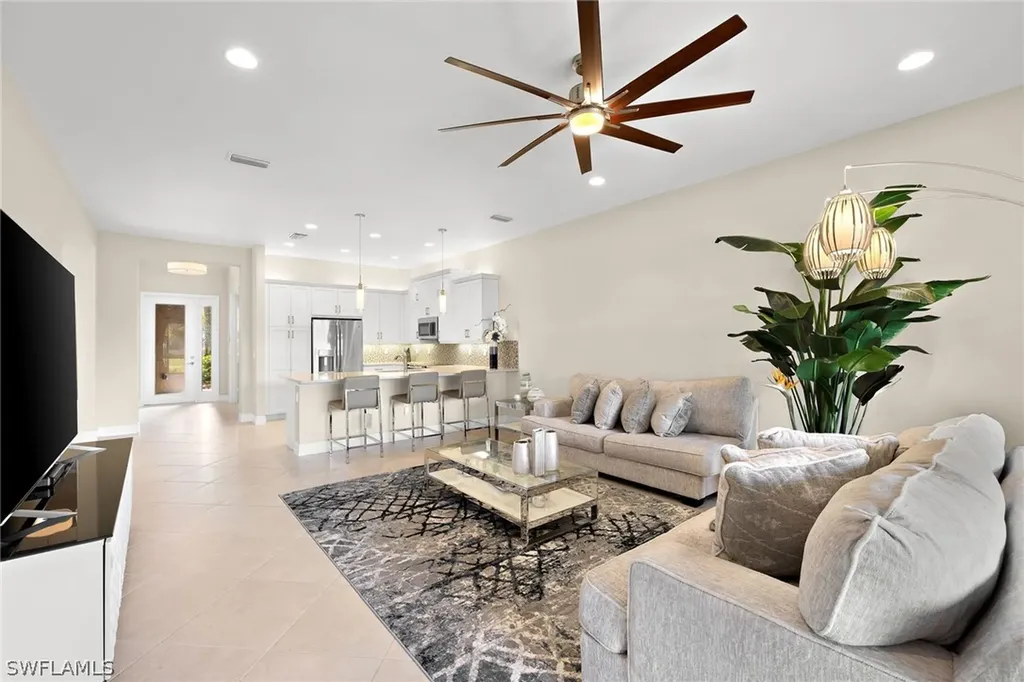 13398 Silktail Drive Naples FL 34109