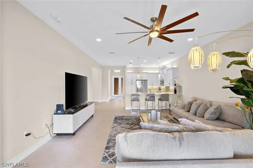 13398 Silktail Drive Naples FL 34109