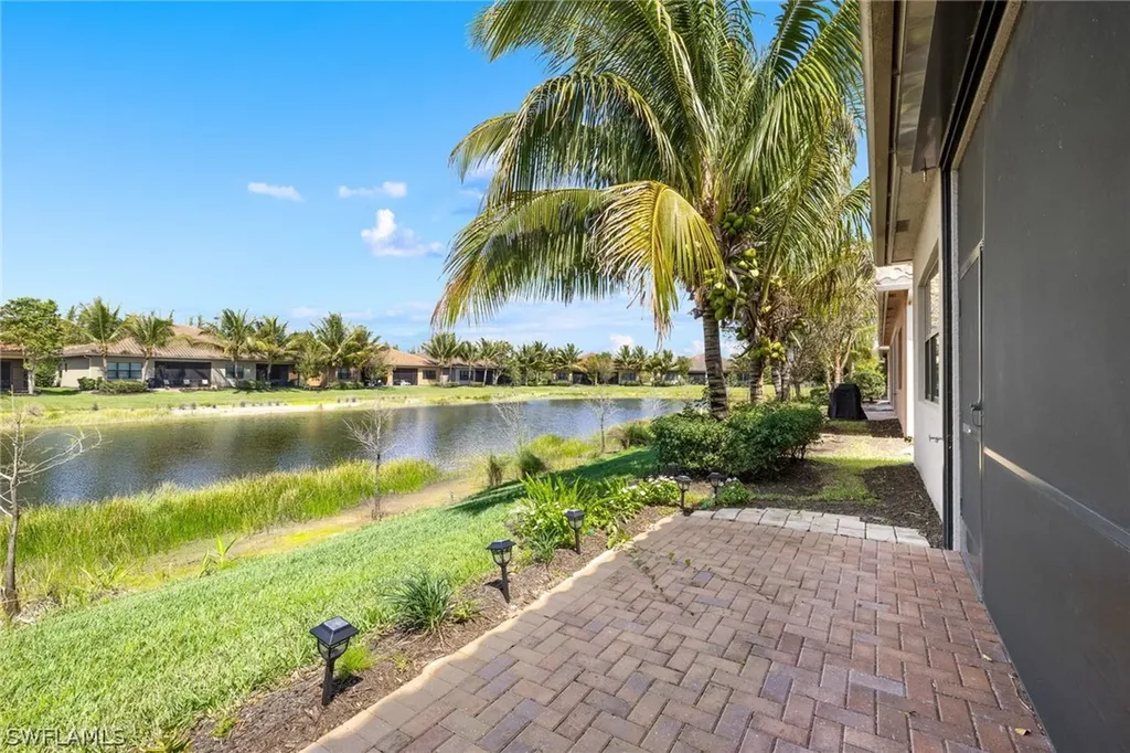 13398 Silktail Drive Naples FL 34109