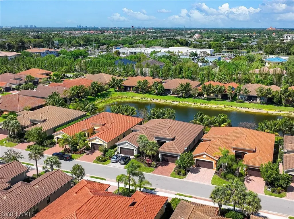 13398 Silktail Drive Naples FL 34109