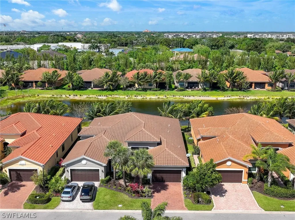 13398 Silktail Drive Naples FL 34109