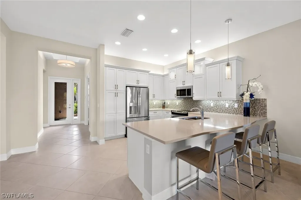 13398 Silktail Drive Naples FL 34109