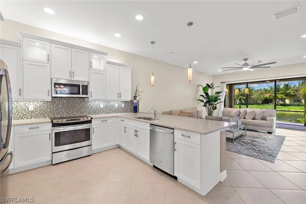 13398 Silktail Drive Naples FL 34109