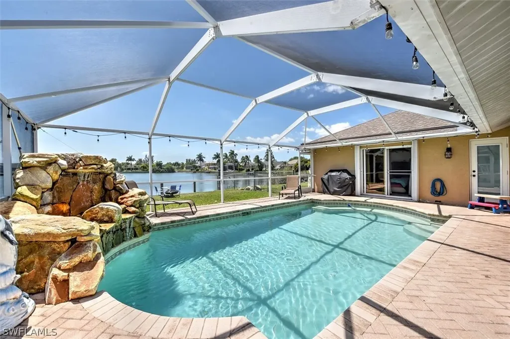 1936 NE 4th Terrace Cape Coral FL 33909