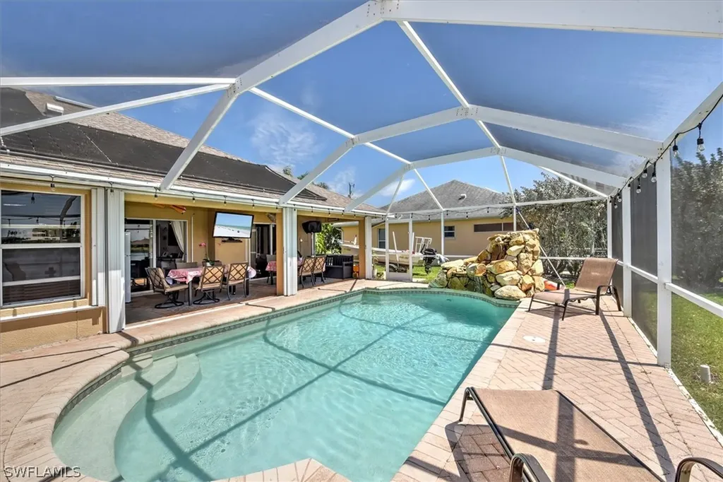 1936 NE 4th Terrace Cape Coral FL 33909
