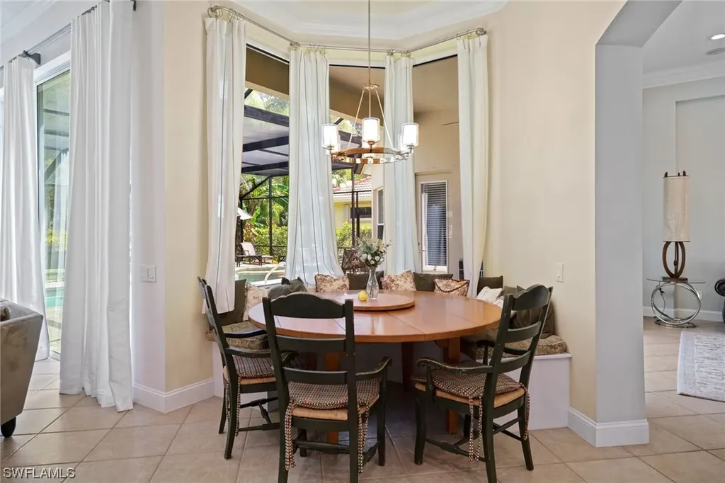 1631 Manchester Court Naples FL 34109