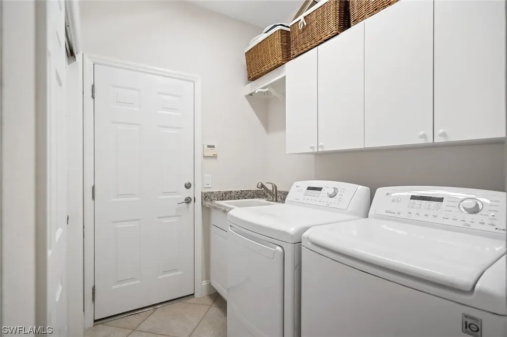 1631 Manchester Court Naples FL 34109