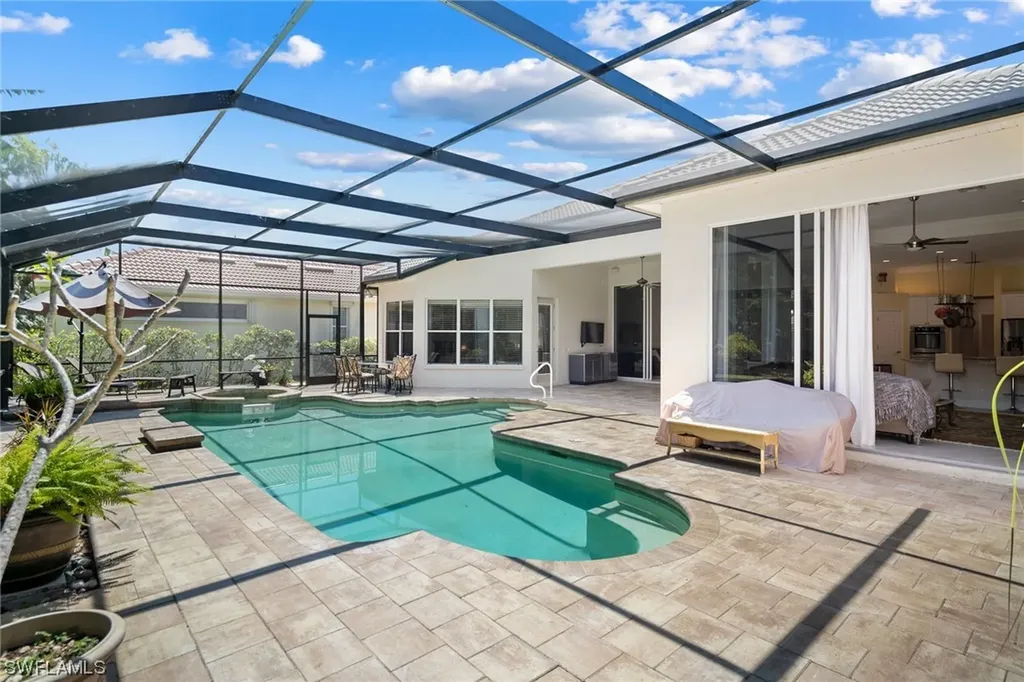 1631 Manchester Court Naples FL 34109