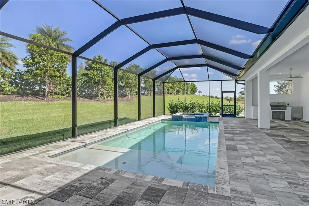 14290 Charthouse Circle Naples FL 34114