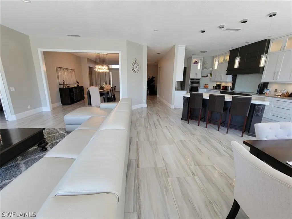 3326 Cerrito Court Naples FL 34109