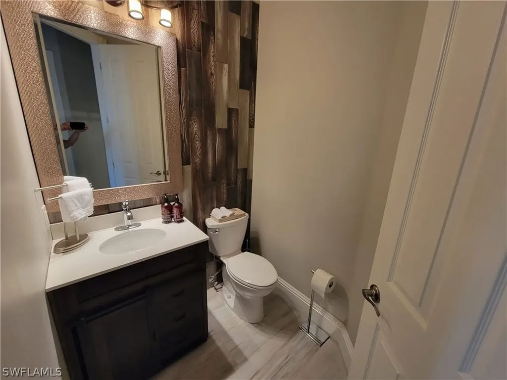 3326 Cerrito Court Naples FL 34109
