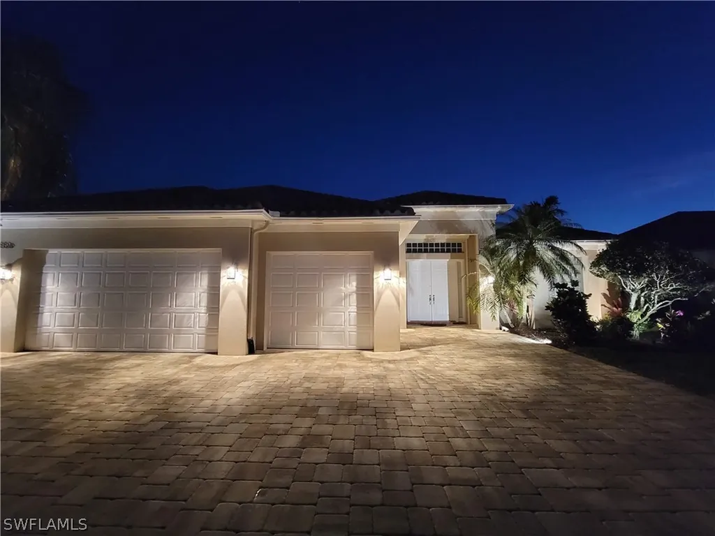 3326 Cerrito Court Naples FL 34109