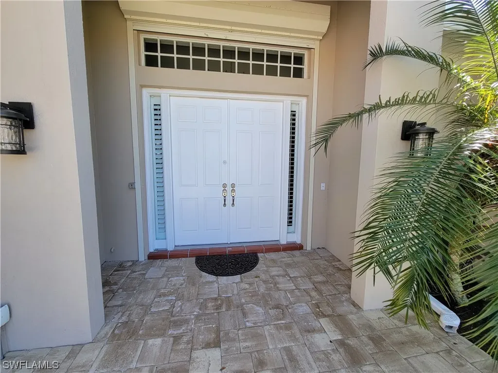 3326 Cerrito Court Naples FL 34109