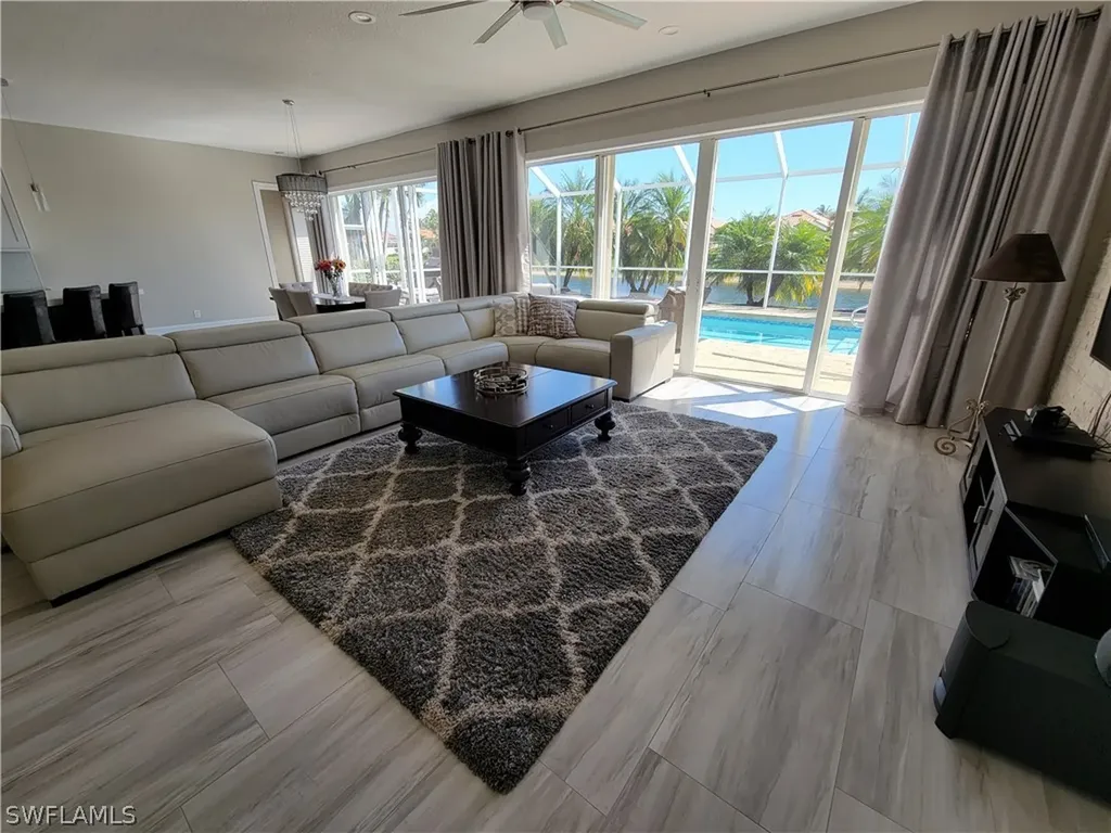 3326 Cerrito Court Naples FL 34109