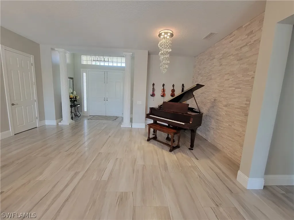 3326 Cerrito Court Naples FL 34109