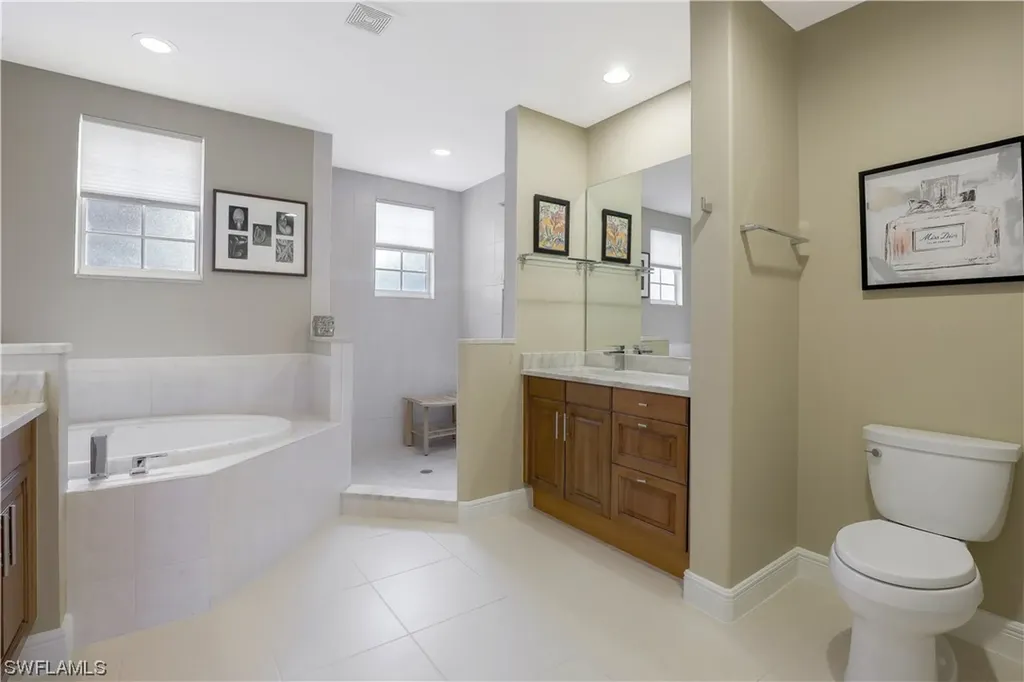 714 Regency Reserve Circle Naples FL 34119