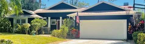6190 Waxmyrtle Way Naples FL 34109
