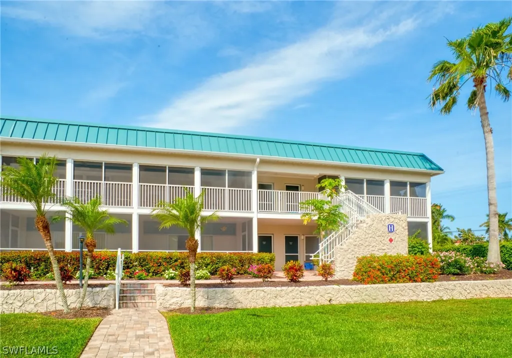 827 E Gulf Drive Sanibel FL 33957