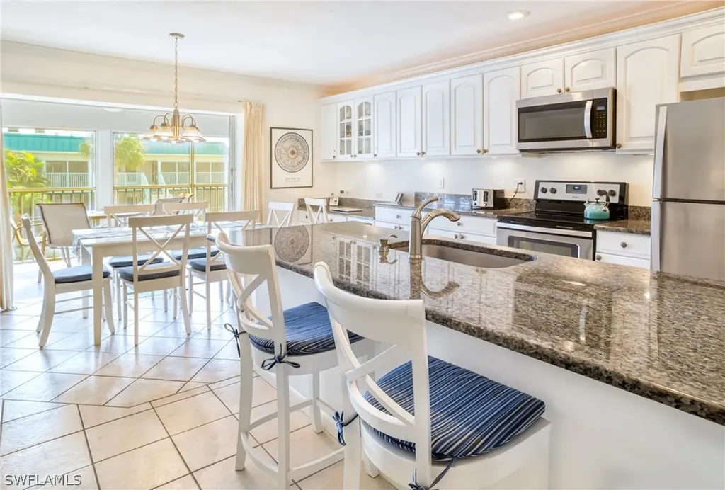 827 E Gulf Drive Sanibel FL 33957
